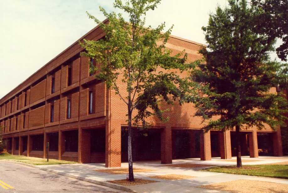 Henderson Bail Bonding exterior of Henrico county magistrates henrico, va